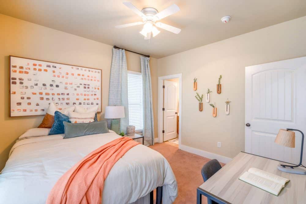 the collective at lubbock off campus cottage apartments near texas tech ttu 2 story floor plans fully furnished bedroom